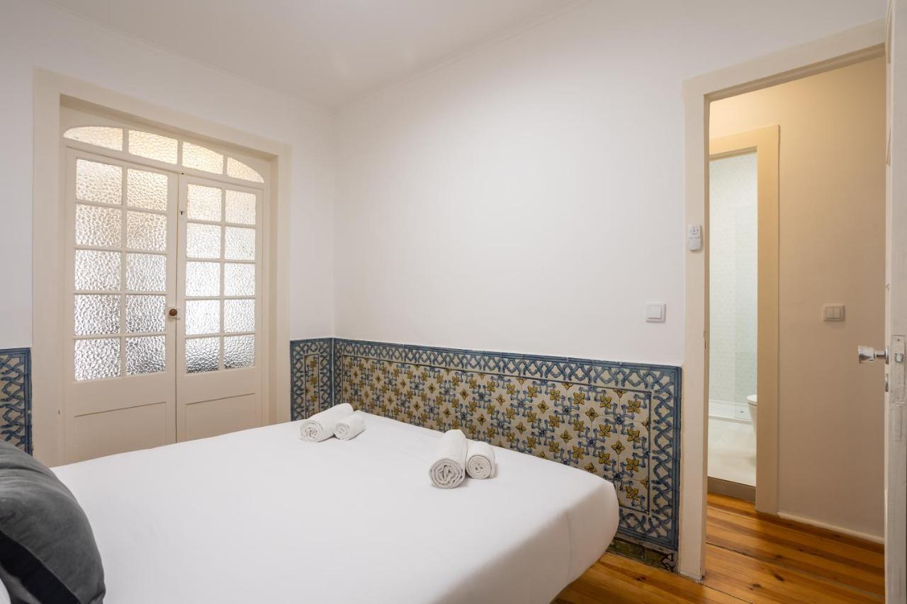 Apartment Hip & Renovated T.m. Flat In Bairro Alto Lissabon